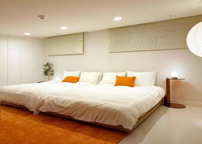 Gangnam Seocho - 3br Loft House 6min To Subway