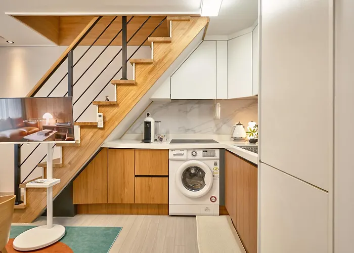 Gangnam Seocho - 3br Loft House 6min To Subway *