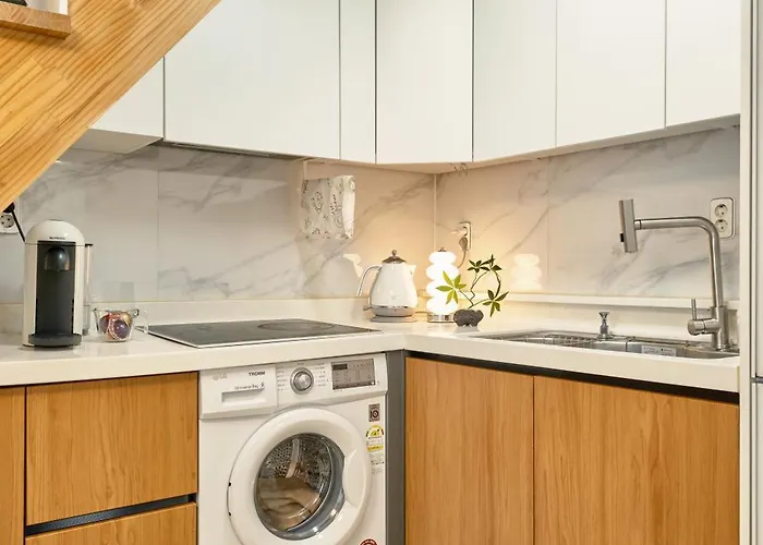 Gangnam Seocho - 3br Loft House 6min To Subway Apartamento
