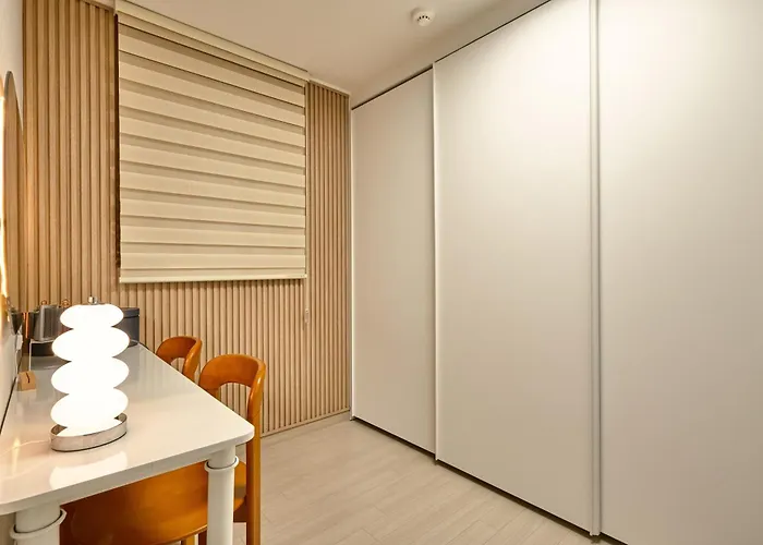 Gangnam Seocho - 3br Loft House 6min To Subway