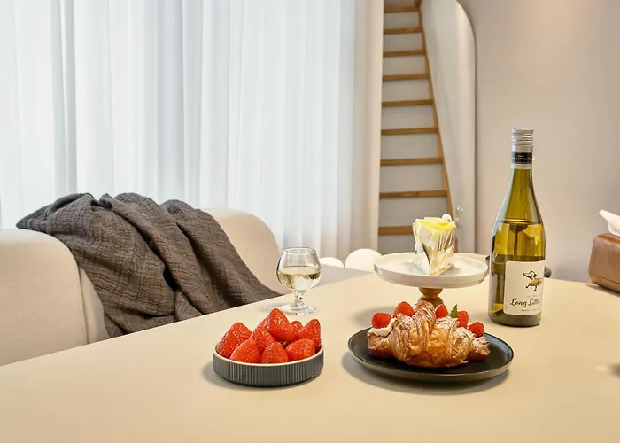 Gangnam Seocho - 3br Loft House 6min To Subway * Seúl