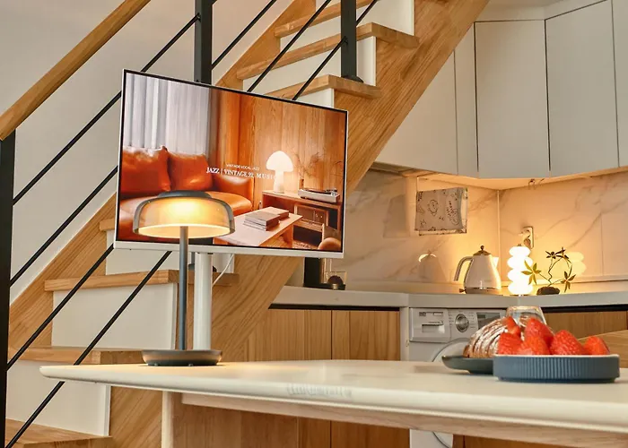 Gangnam Seocho - 3br Loft House 6min To Subway